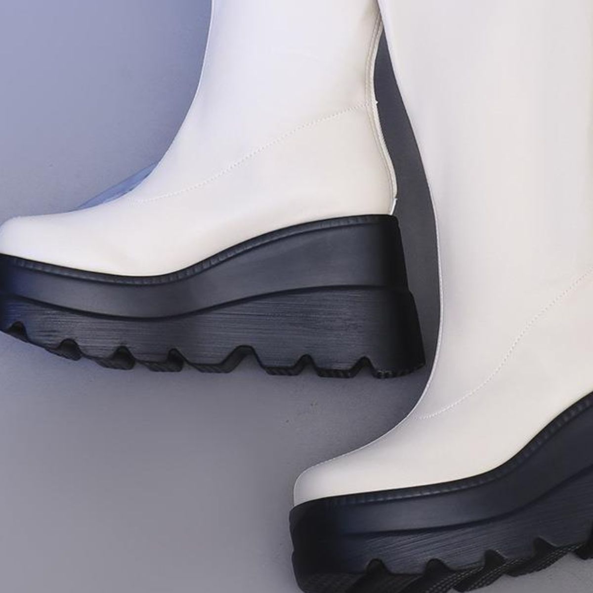 Round Toe Platform Wedge Boots