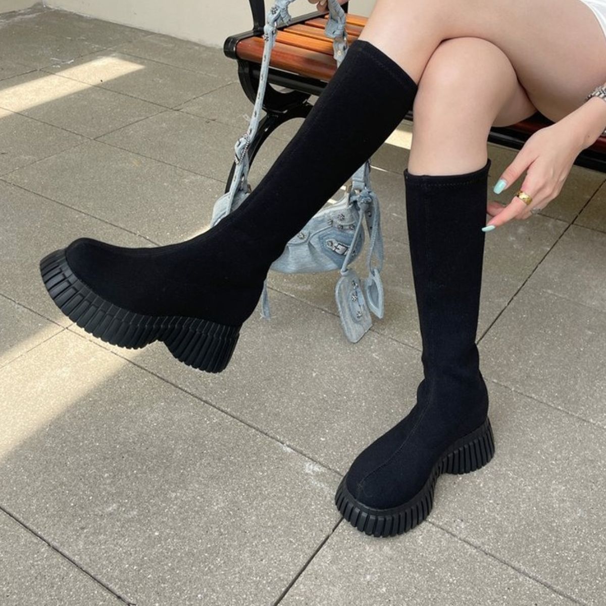 Round Toe Platform Boots