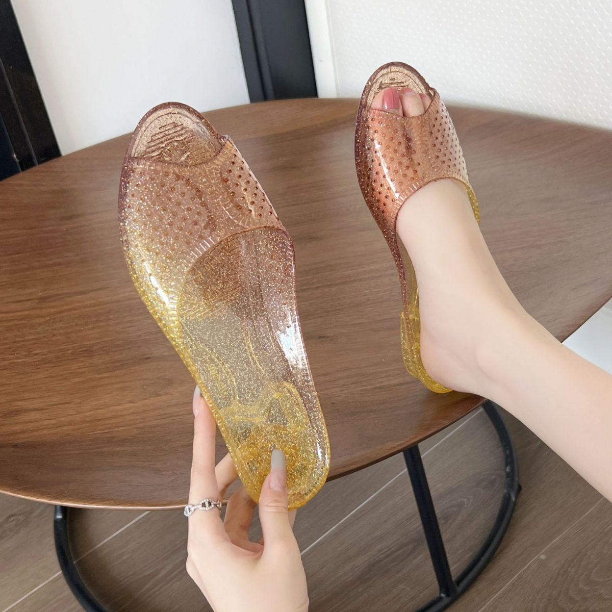 Round Toe Flats Sandals