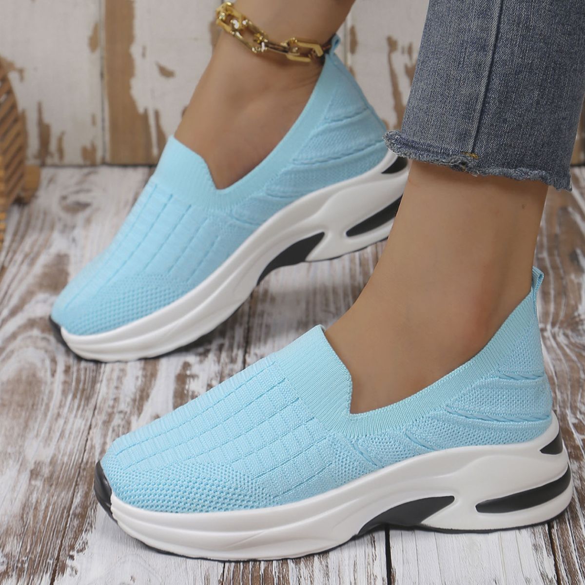 Round Toe Mesh Slip-Ons