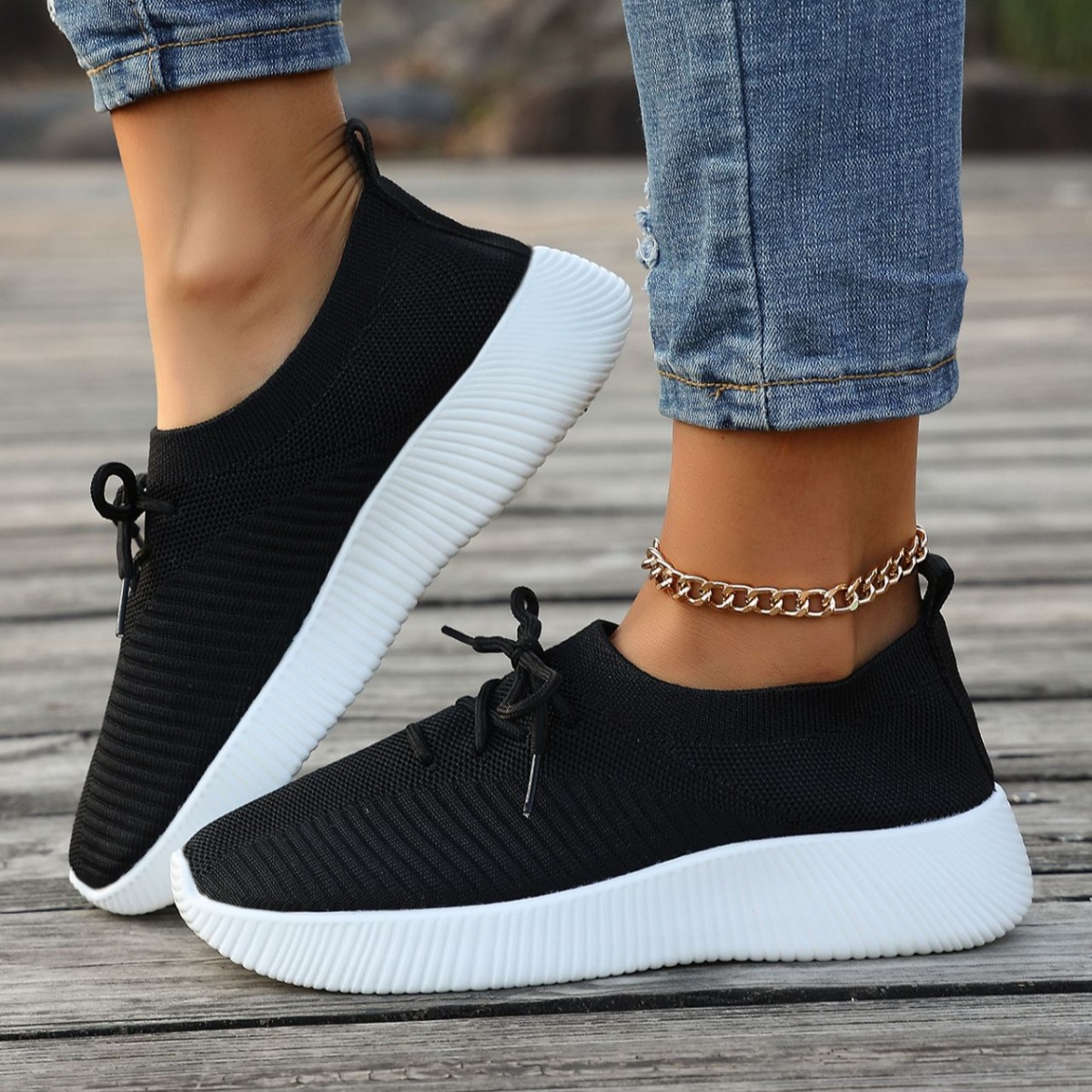 Round Toe Lace Up Sneakers