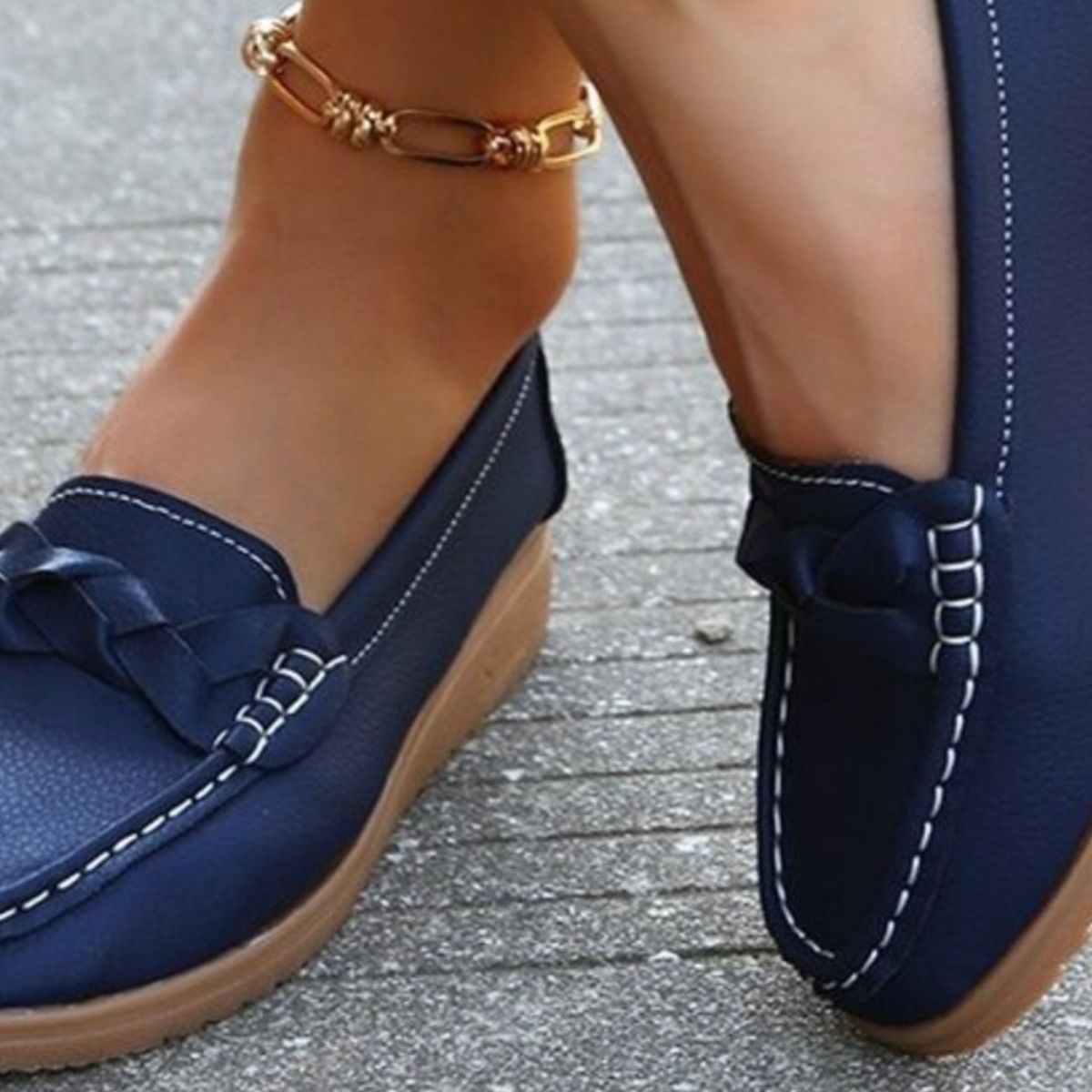 Round Toe Flats Slip-Ons