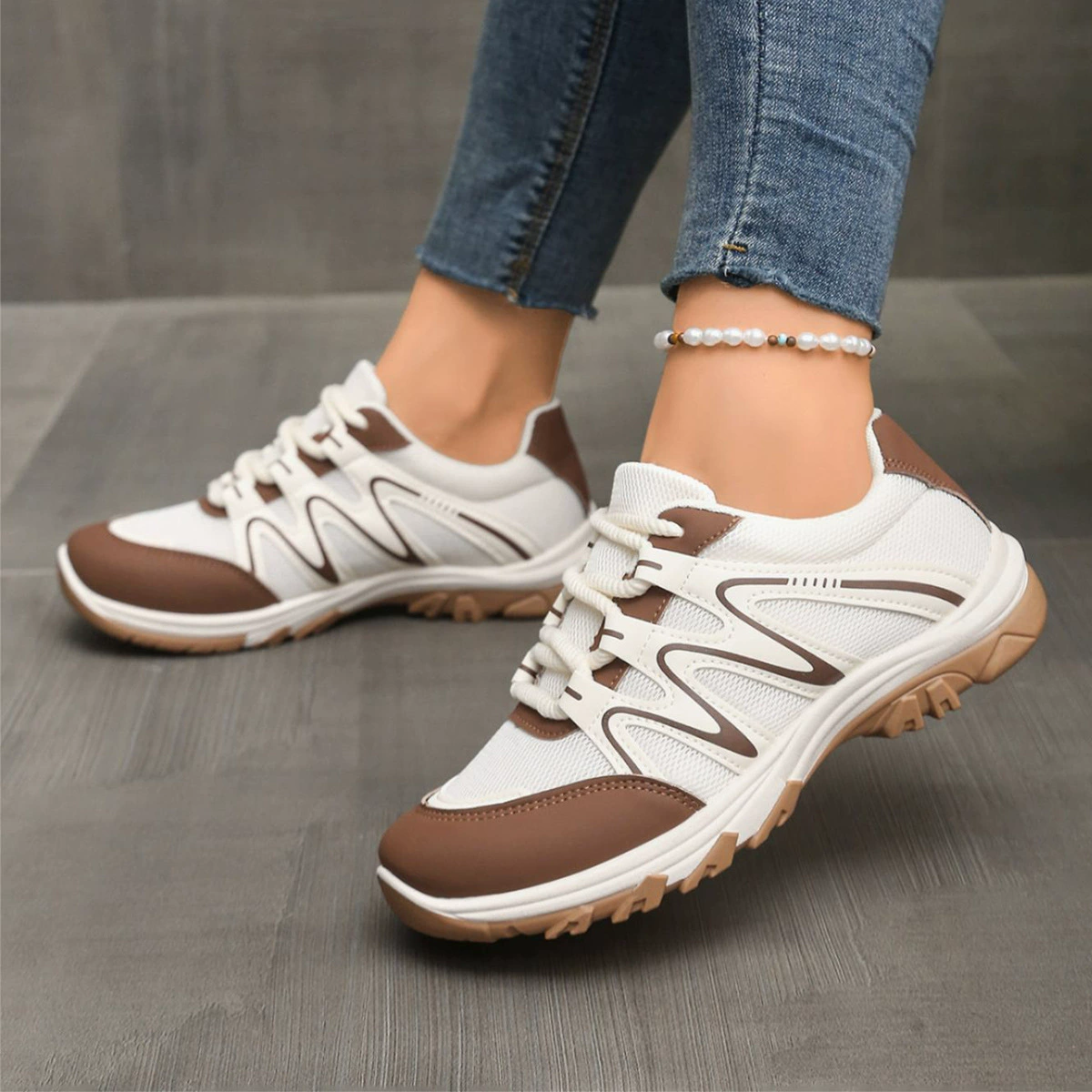 Lightweight Lace Up Athletic