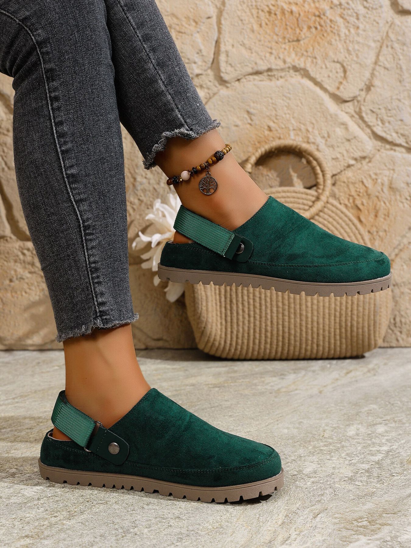 Round Toe Flats Slip-Ons