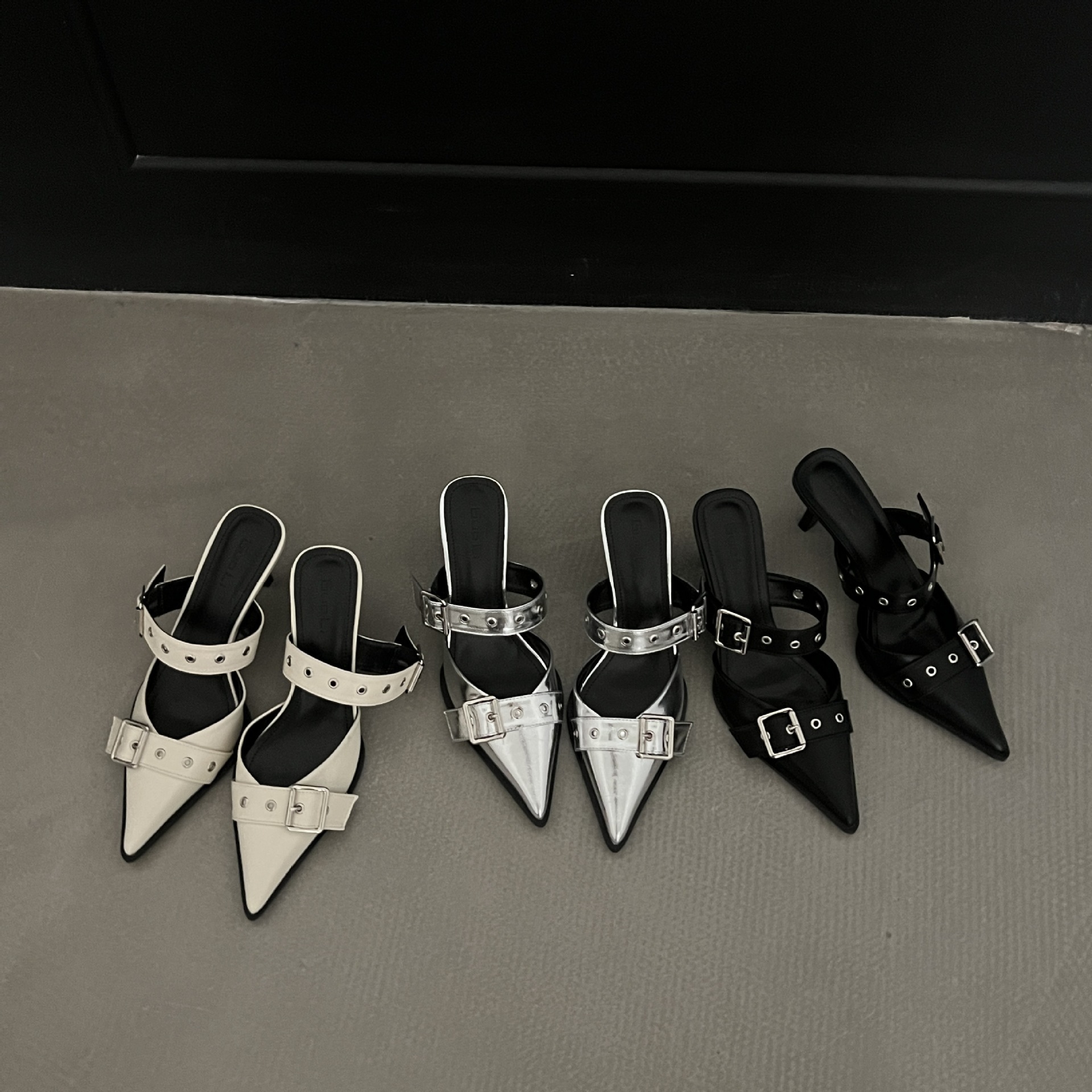 Point Toe Flare Heel Buckle Sandals