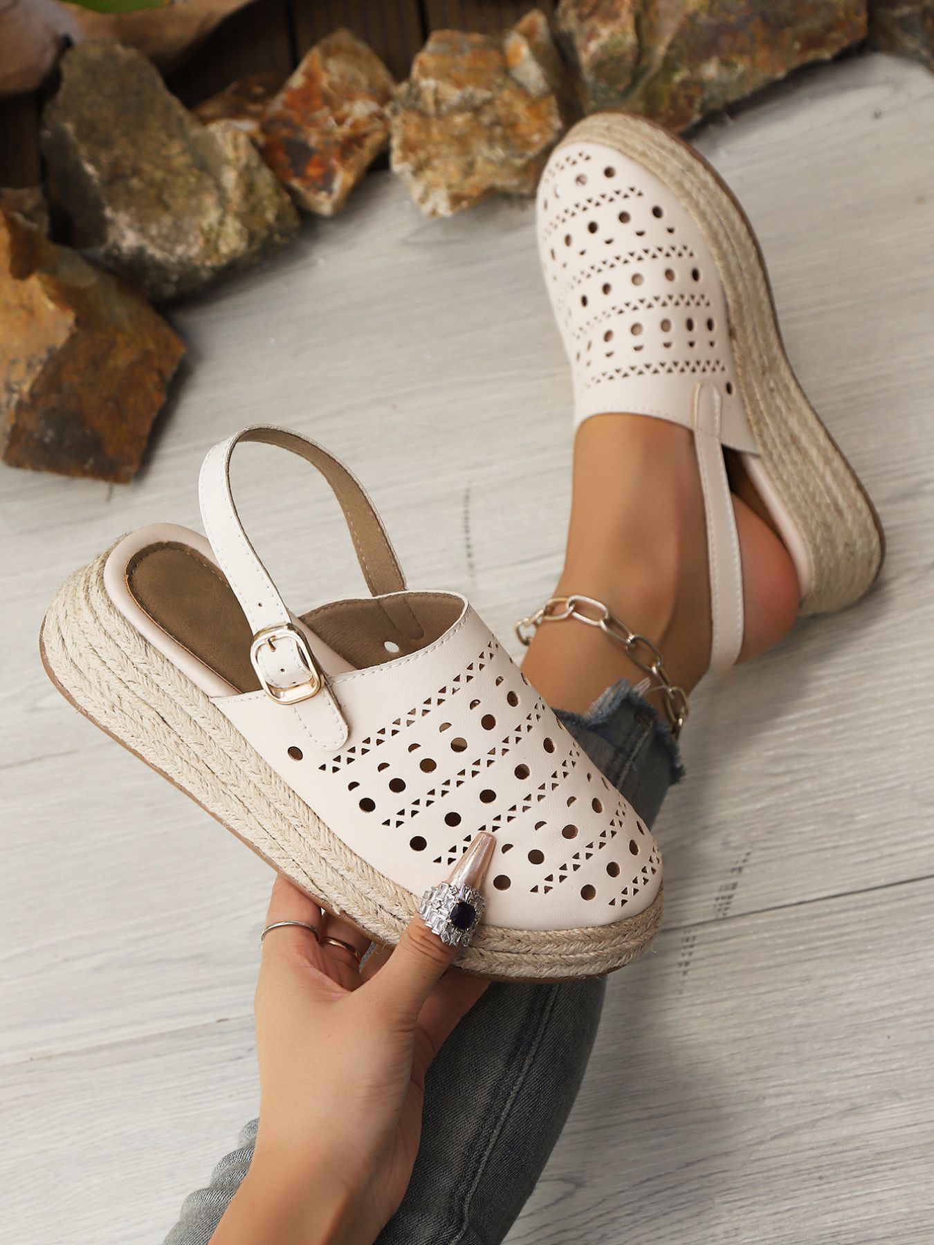 Hollow Out Platform Sandals
