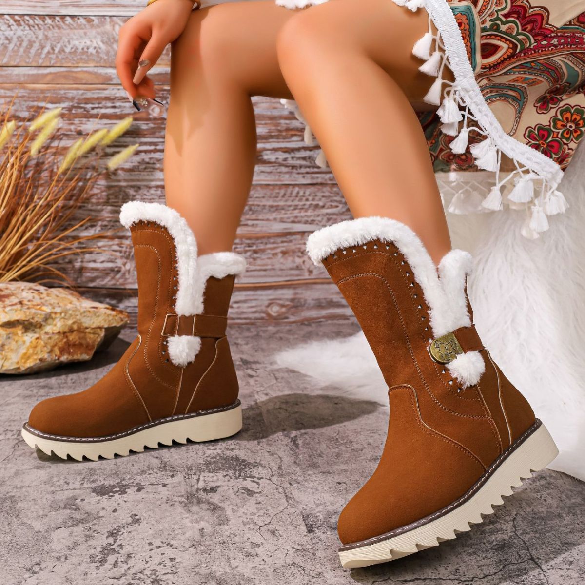 Round Toe Platform Boots