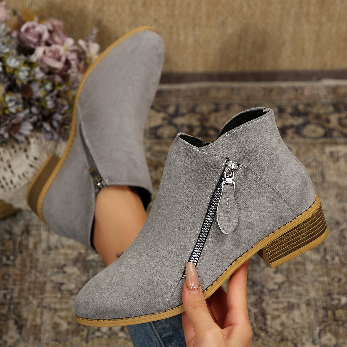 Size Zipper Block Heels Boots