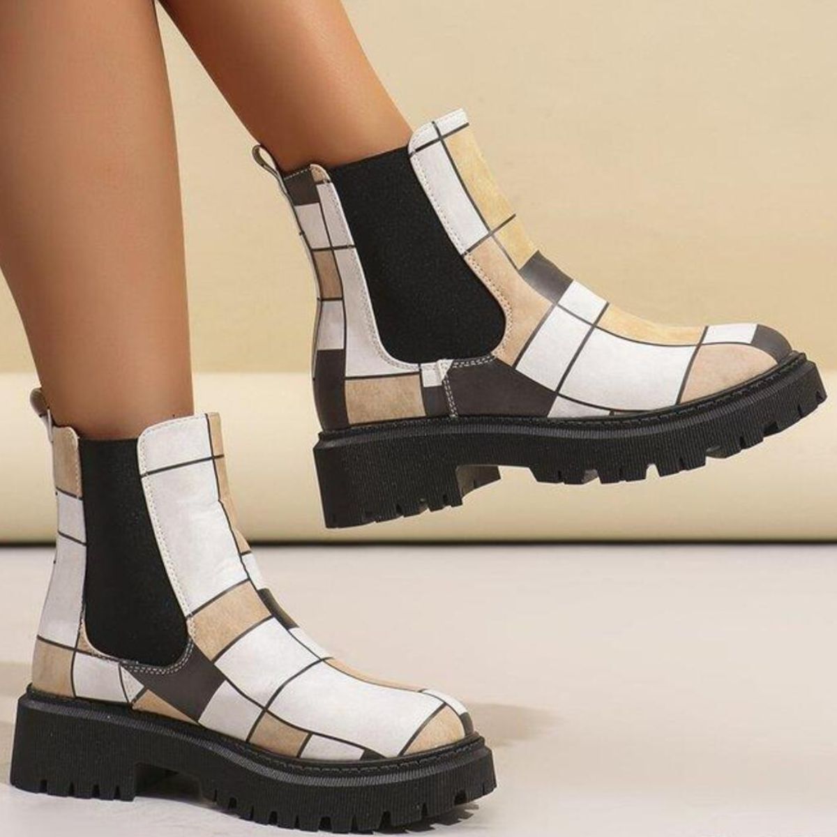 Round Toe Chunky Heel Ankle Boots