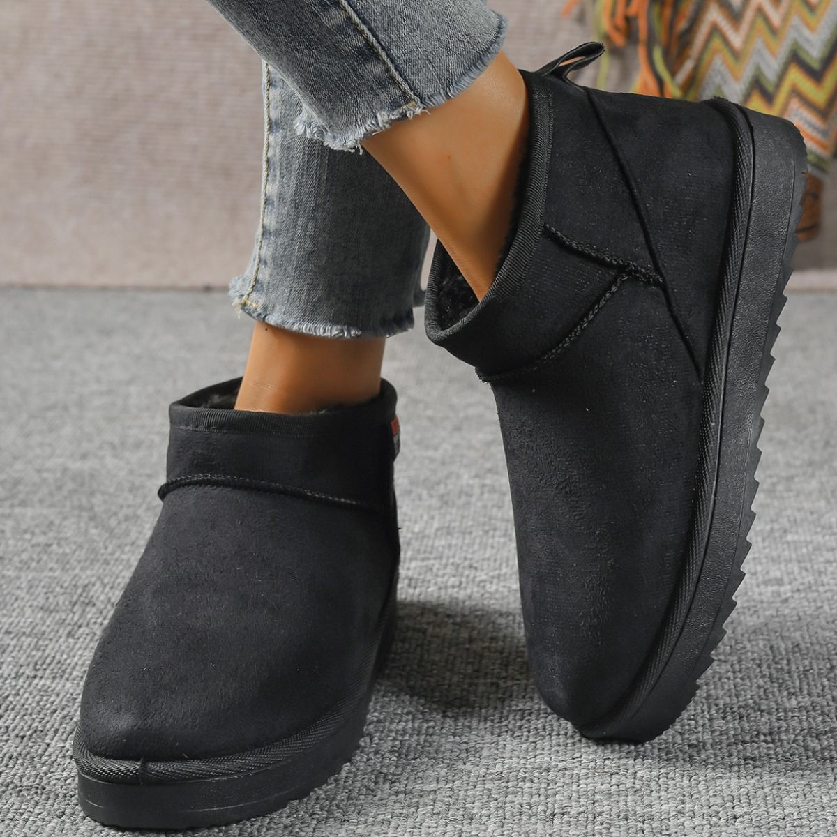 Round Toe Platform Boots