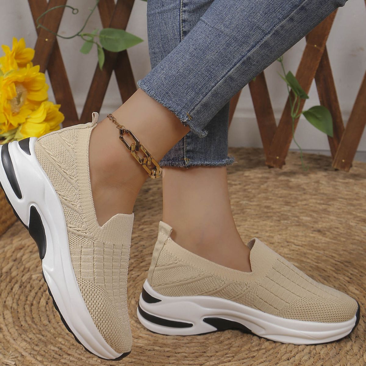 Round Toe Mesh Slip-Ons