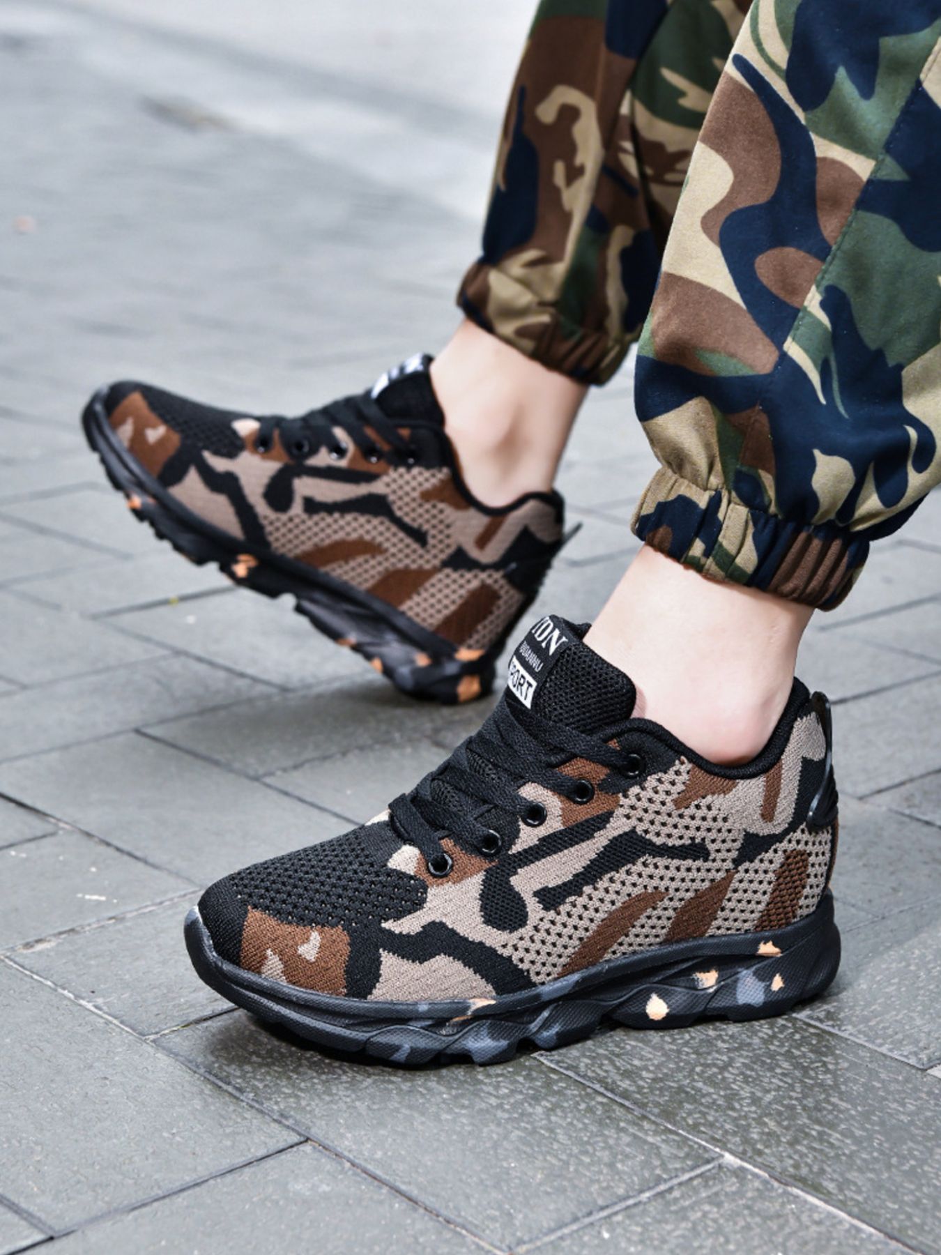 Camouflage Mesh Athletic Sneakers