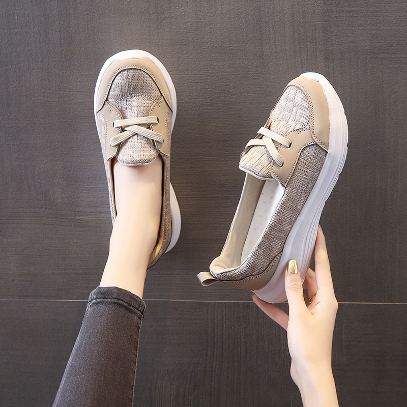 Round Toe Lace Up Sneakers