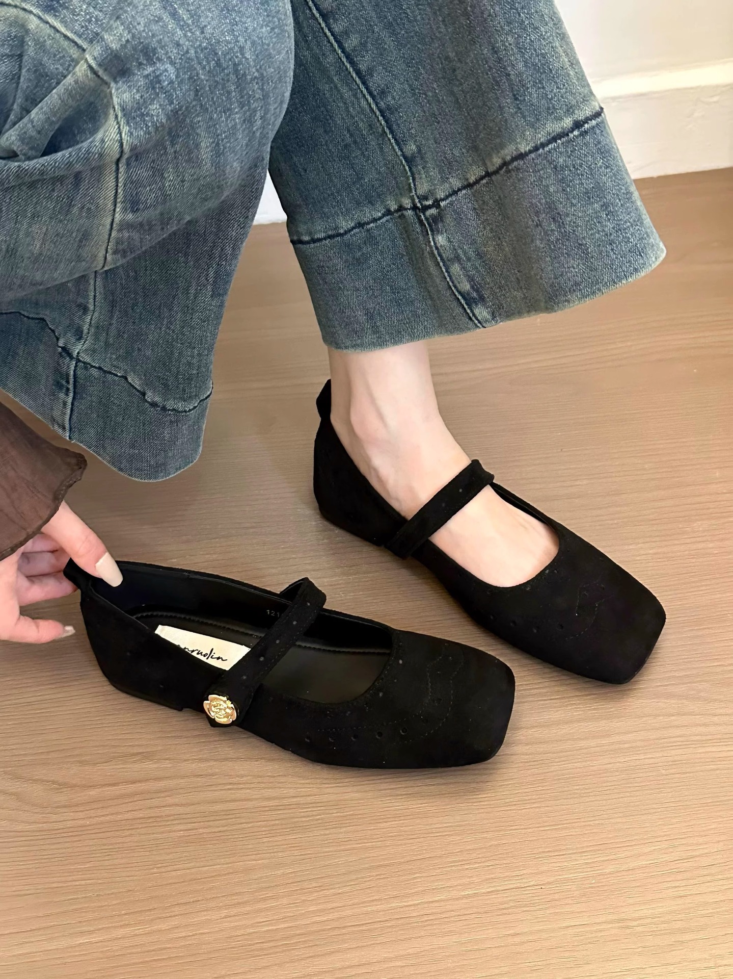 Eyelet Square Toe Flat Slip-Ons