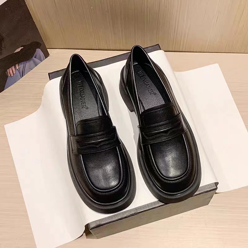 Round Toe Platform Loafers