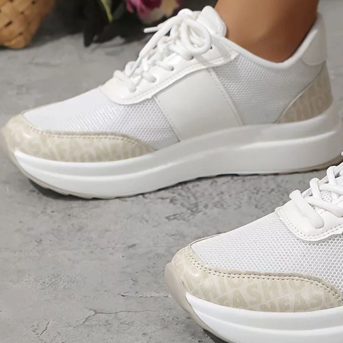 Round Toe Lace Up Sneakers