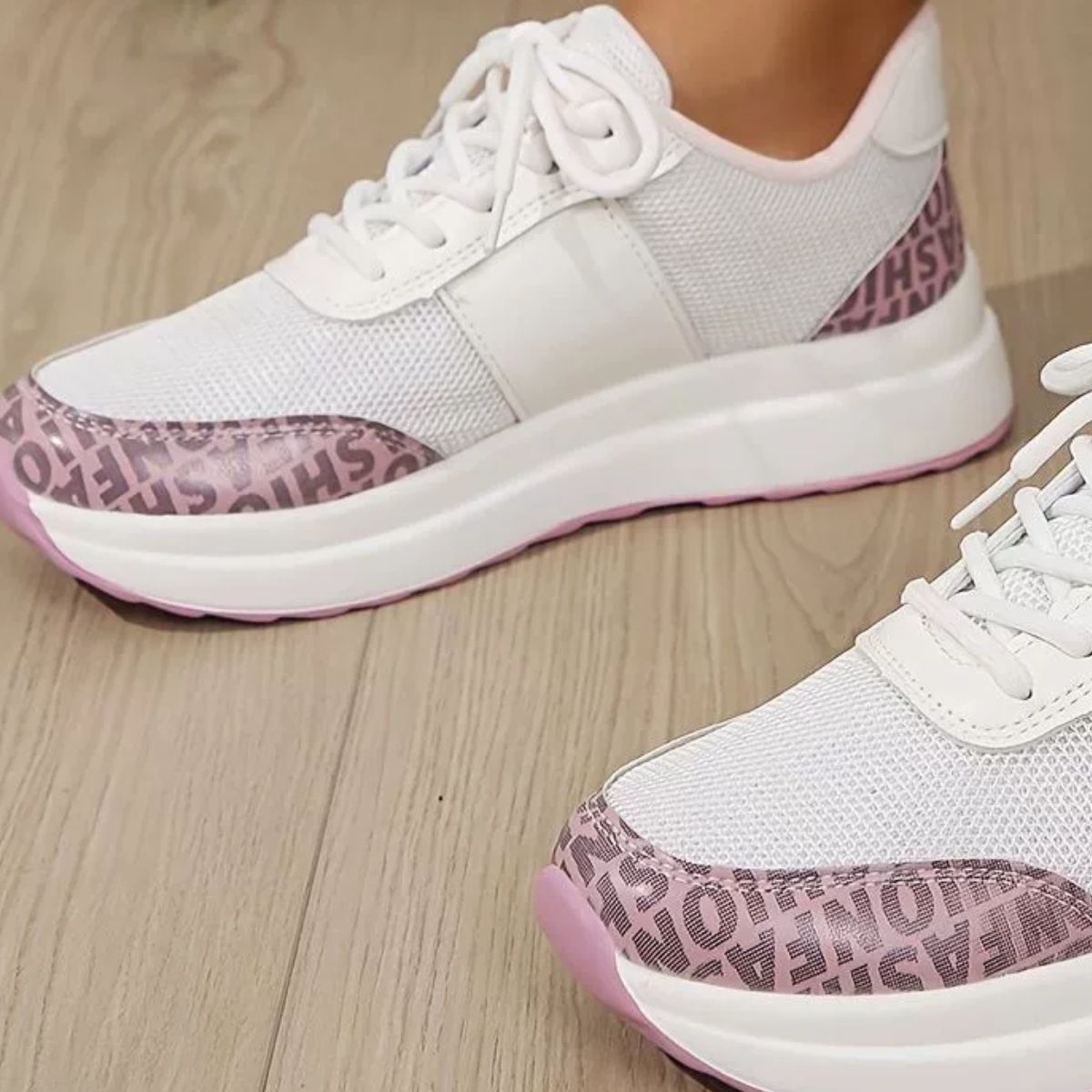 Round Toe Lace Up Sneakers
