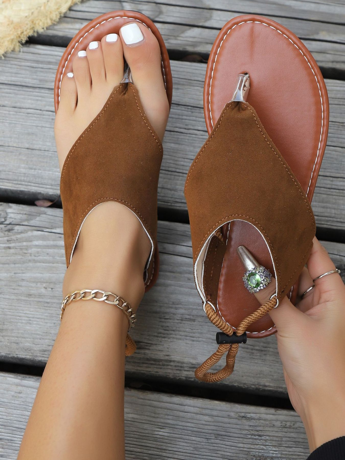 Toe Post Flats Sandals