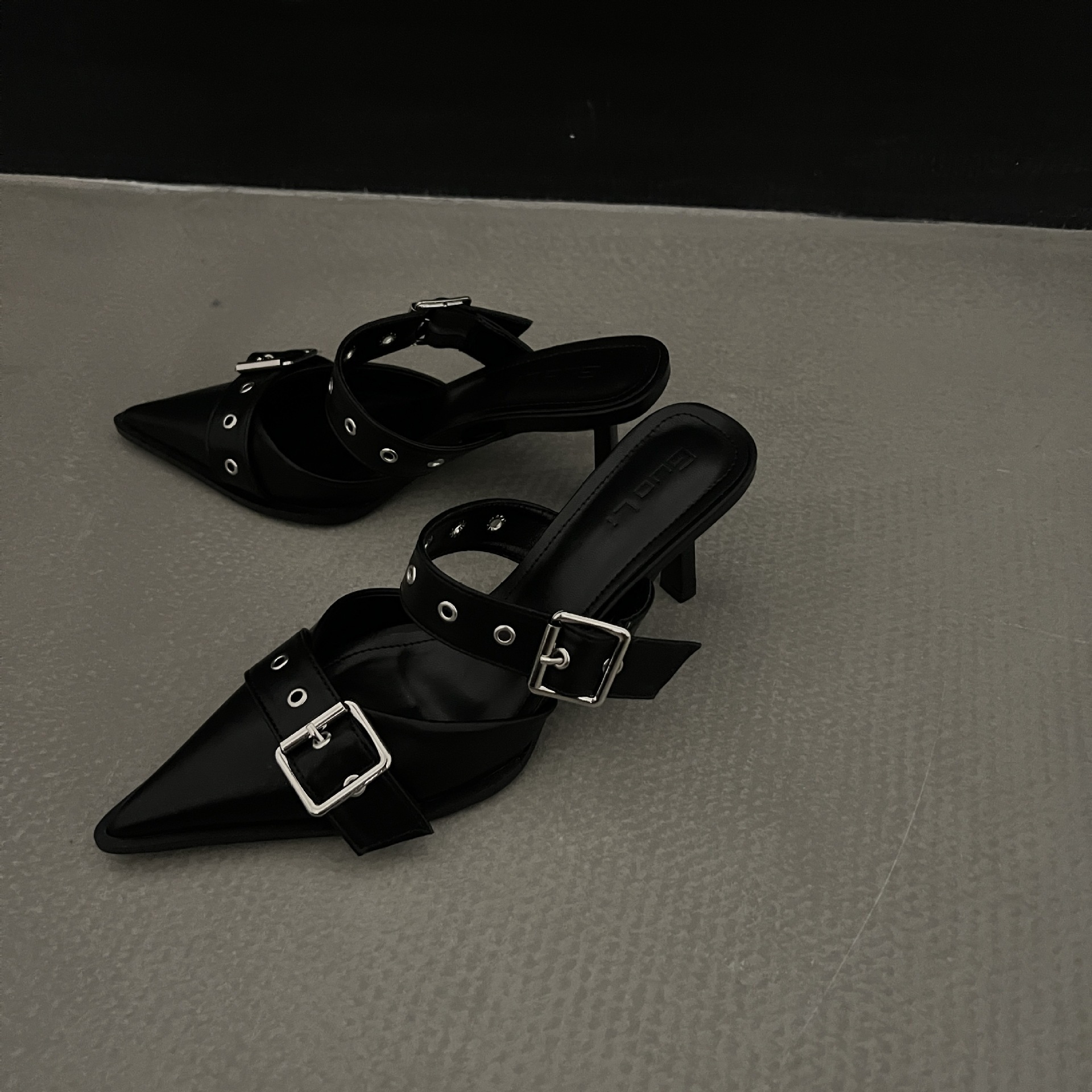 Point Toe Flare Heel Buckle Sandals