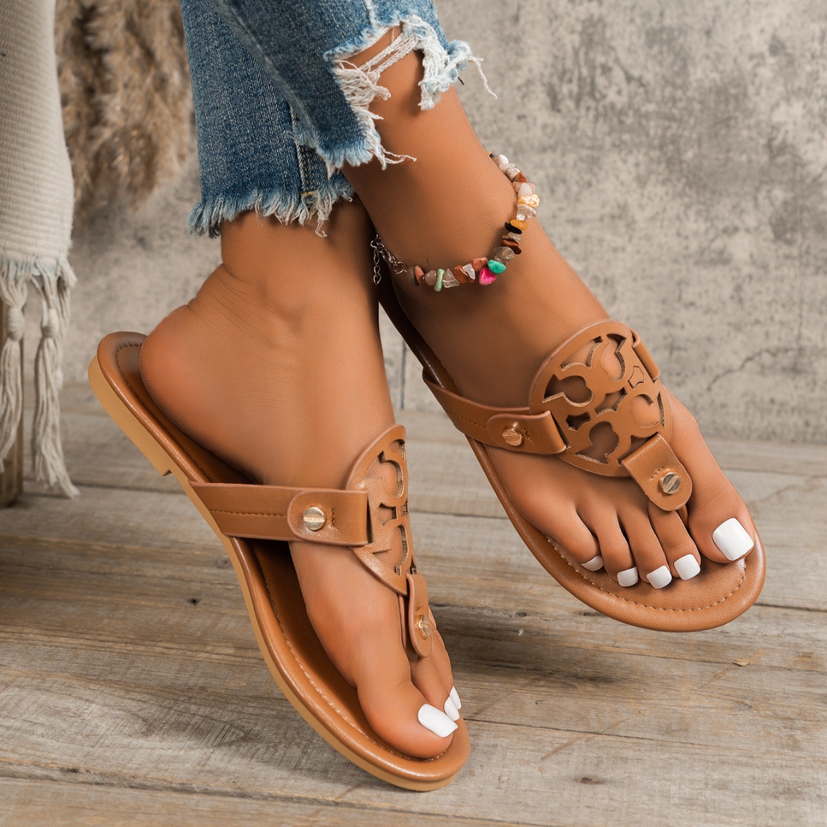 Toe Post Flats Sandals