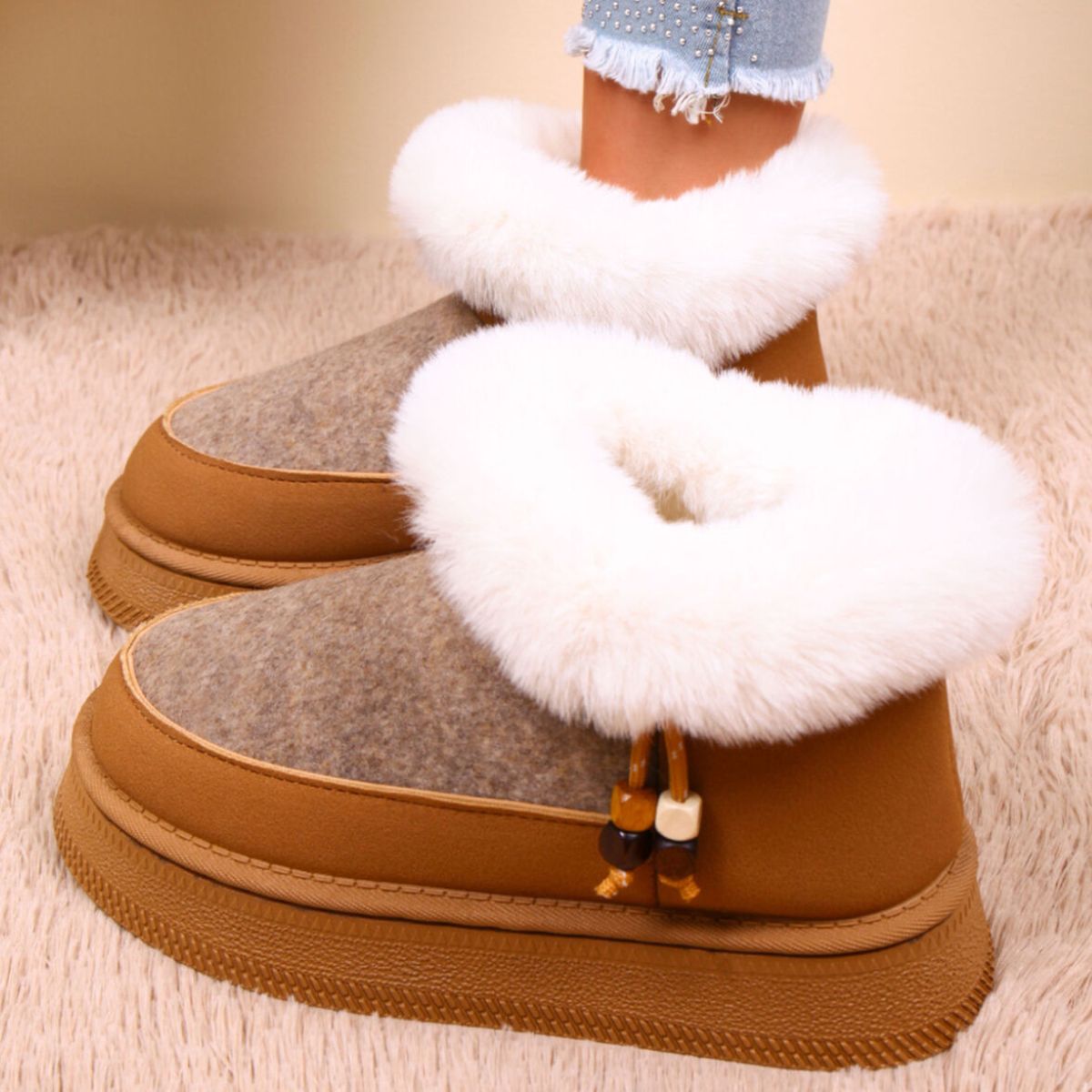 Round Toe Platform Boots