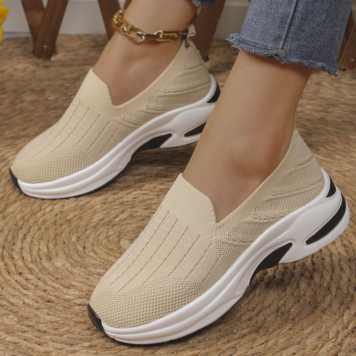 Round Toe Mesh Slip-Ons