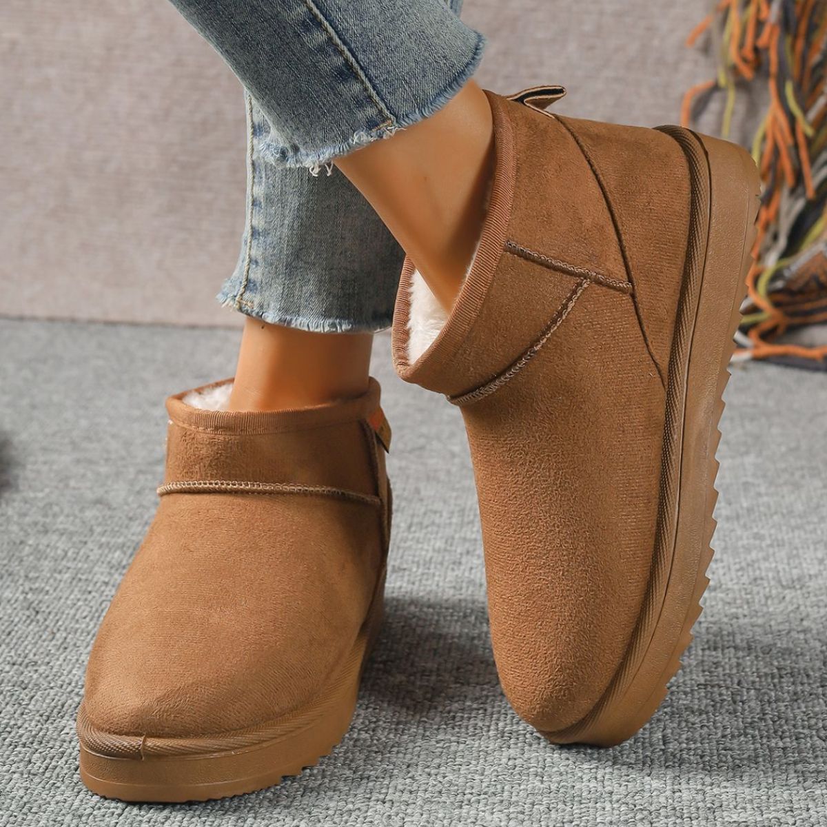 Round Toe Platform Boots