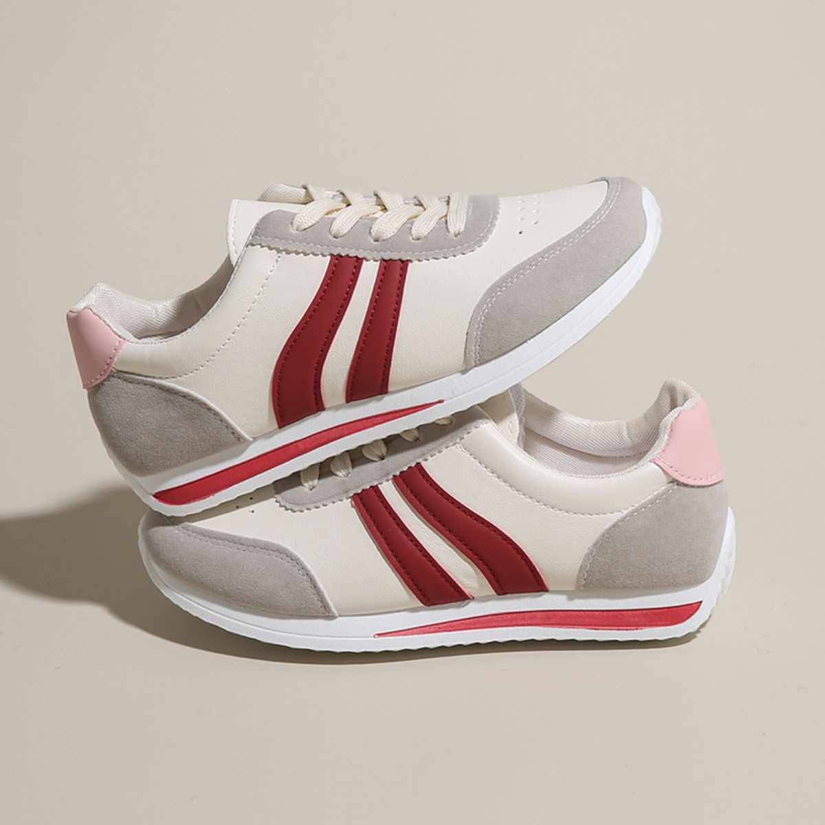 Lace Up Contrast Round Toe Flats Sneakers