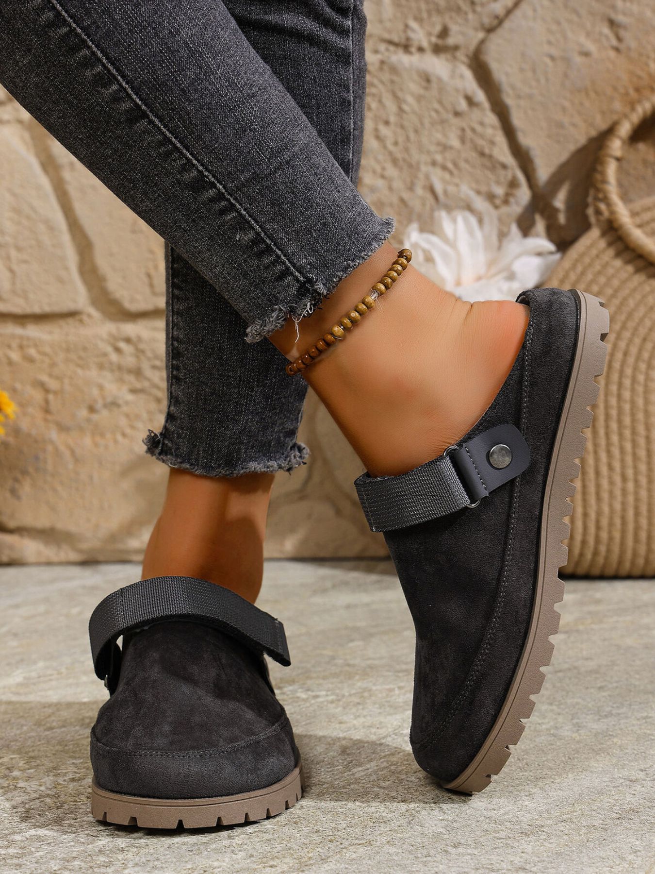 Round Toe Flats Slip-Ons