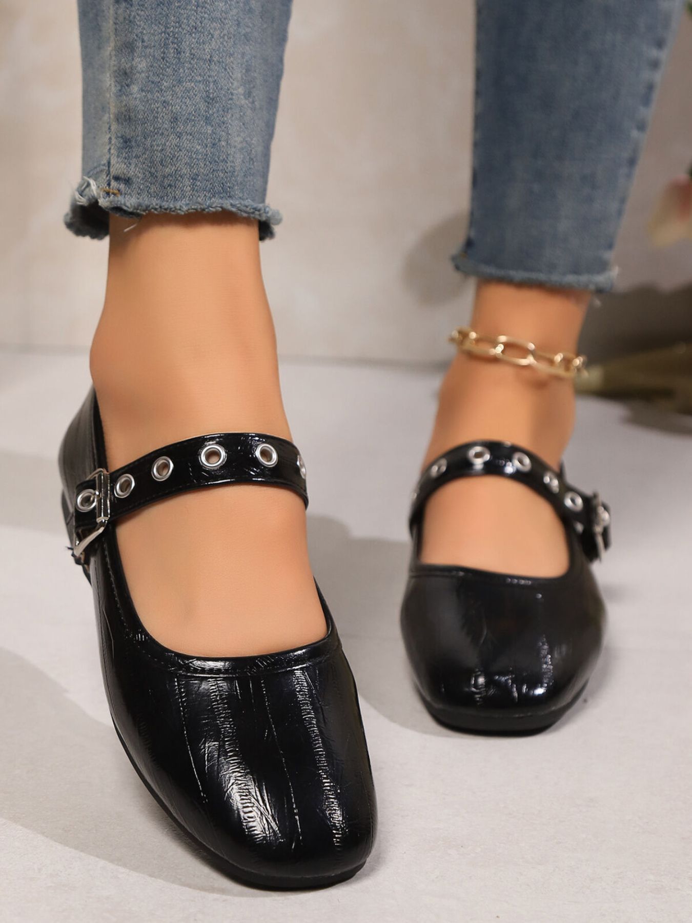 Round Toe Mary Jane Loafers