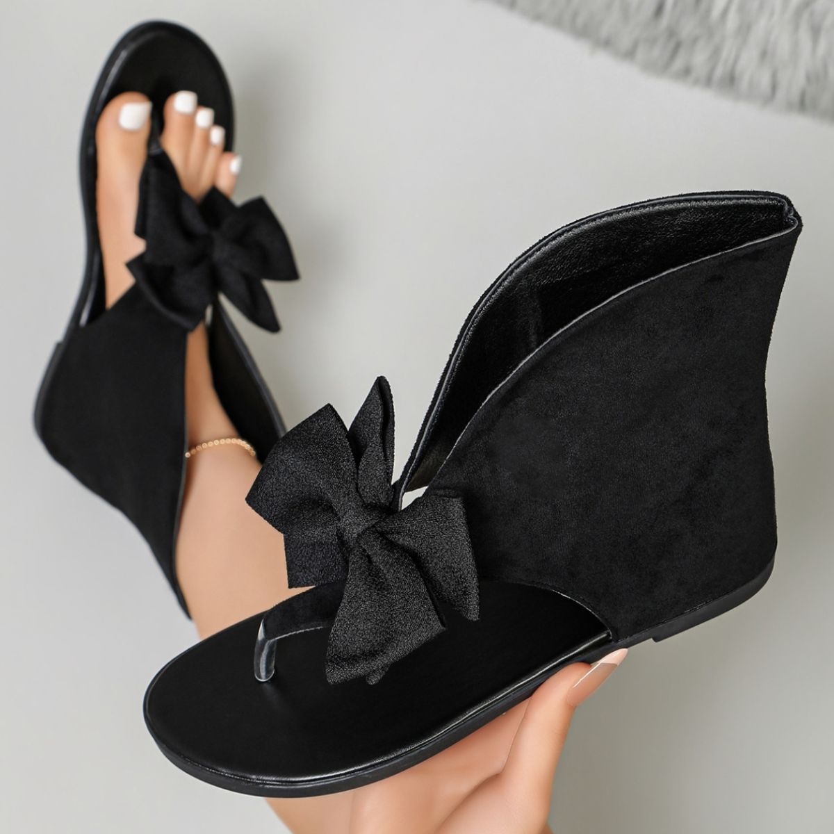 Bow Toe Post Flats Sandals