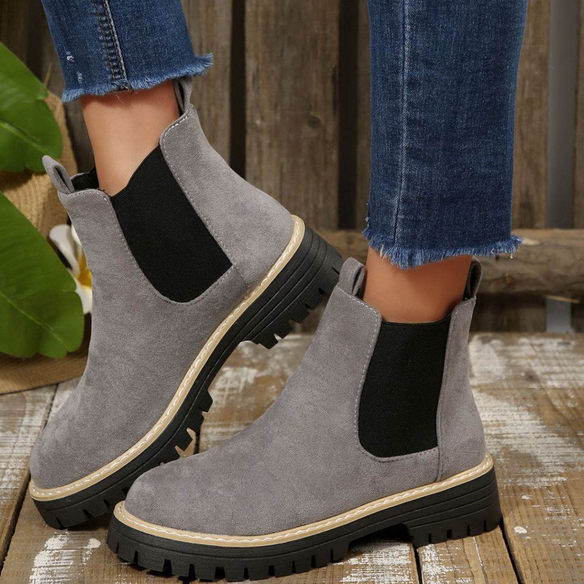 Round Toe Block Heels Boots