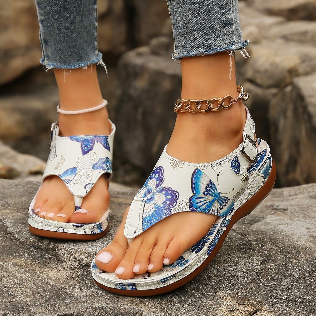 Toe Post Wedge Sandals