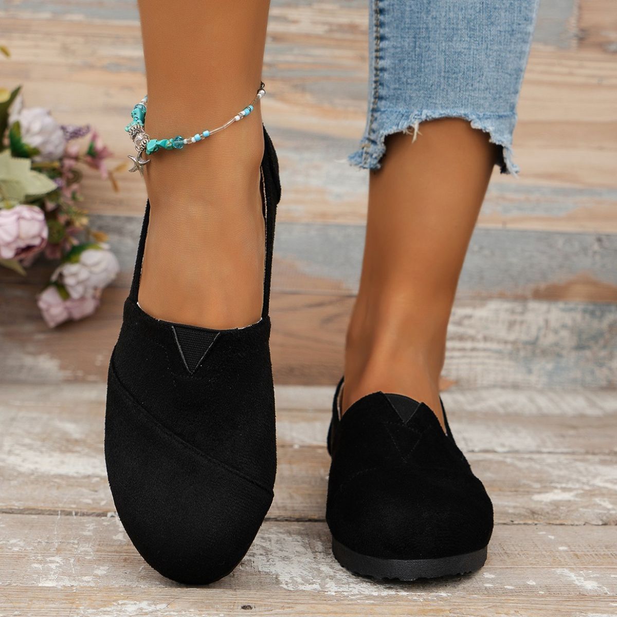 Round Toe Flats Slip-Ons