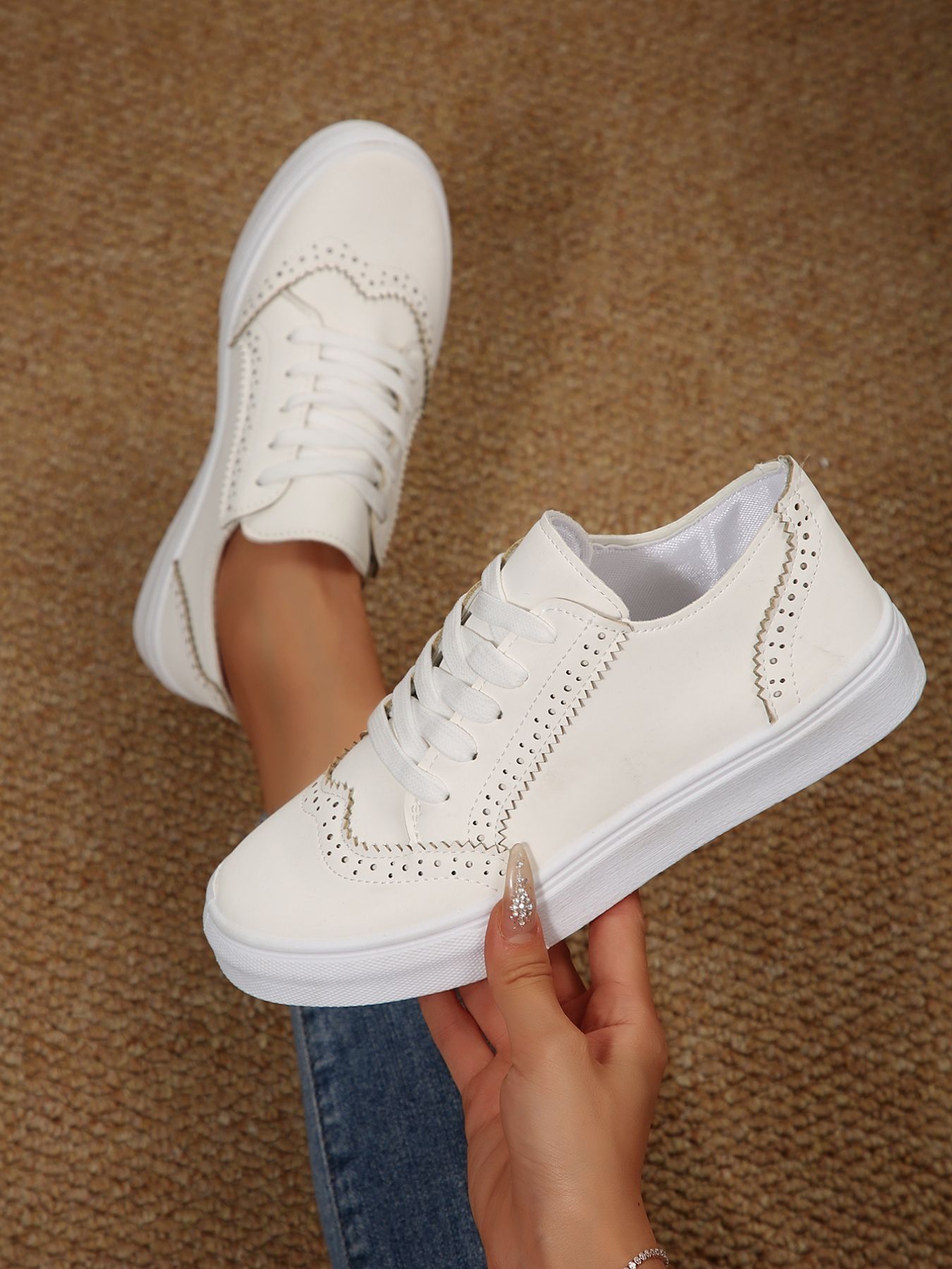 Lace Up Round Toe Platform Sneakers
