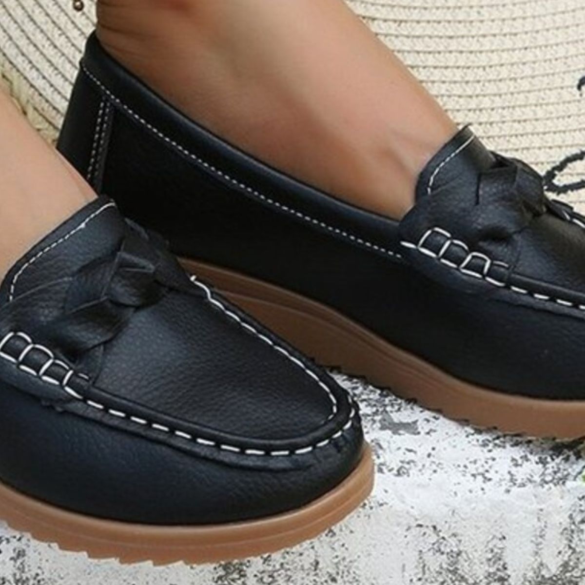 Round Toe Flats Slip-Ons