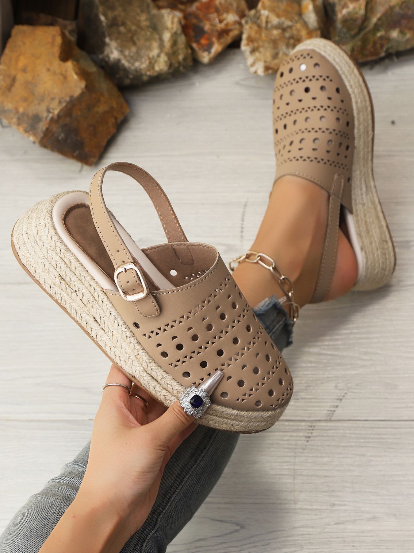 Hollow Out Platform Sandals