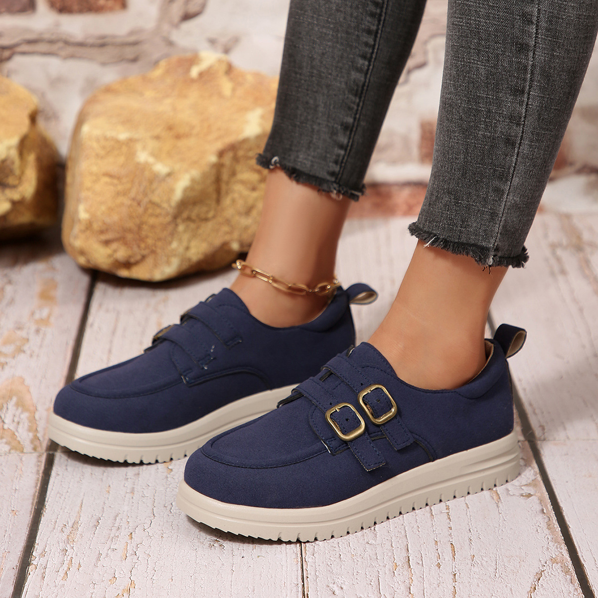 Buckle Accent Casual Loafers