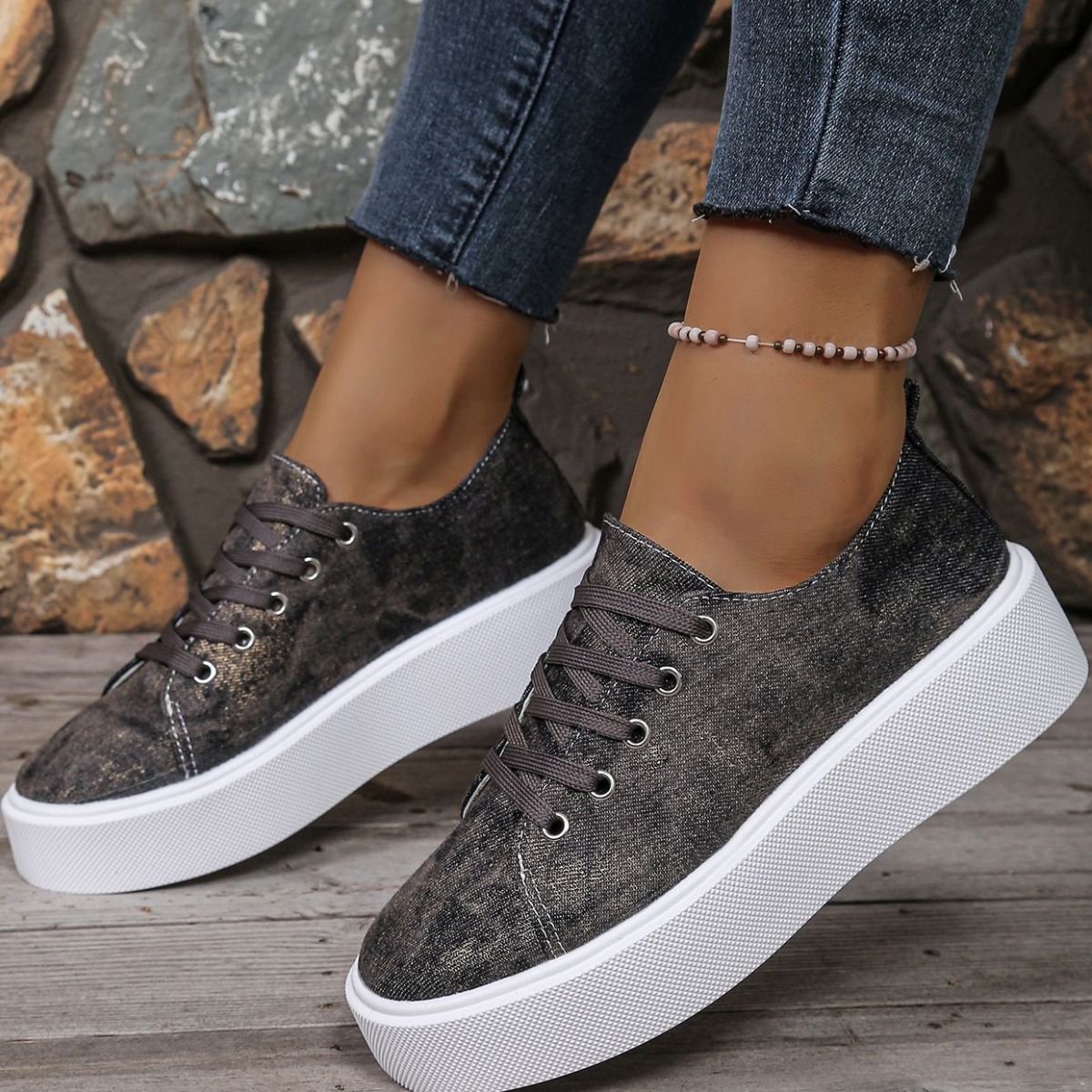 Round Toe Platform Sneakers