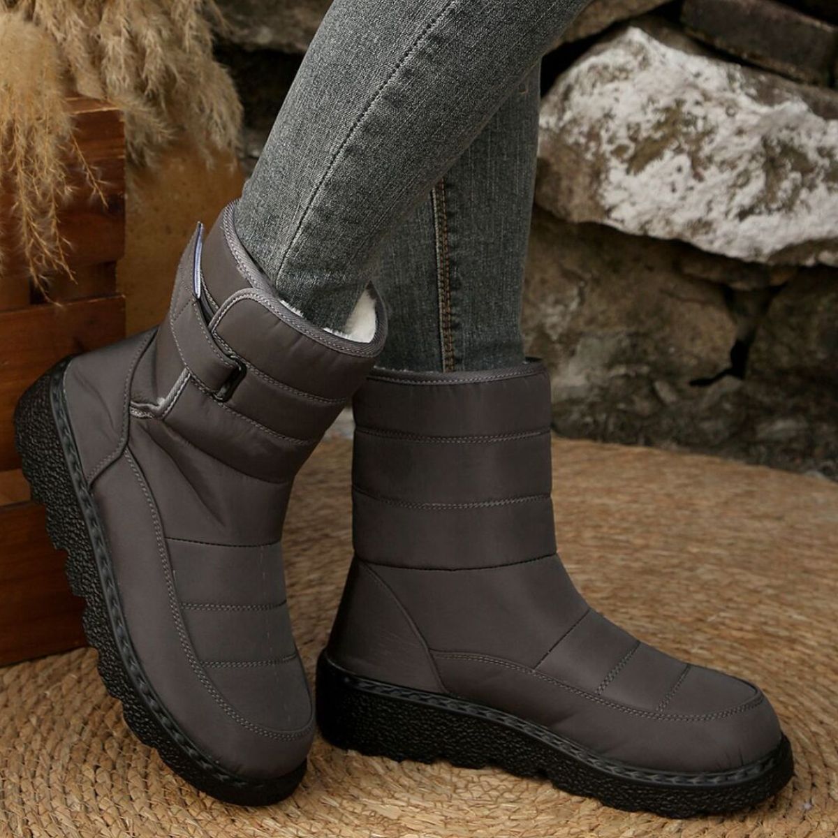 Round Toe Platform Boots