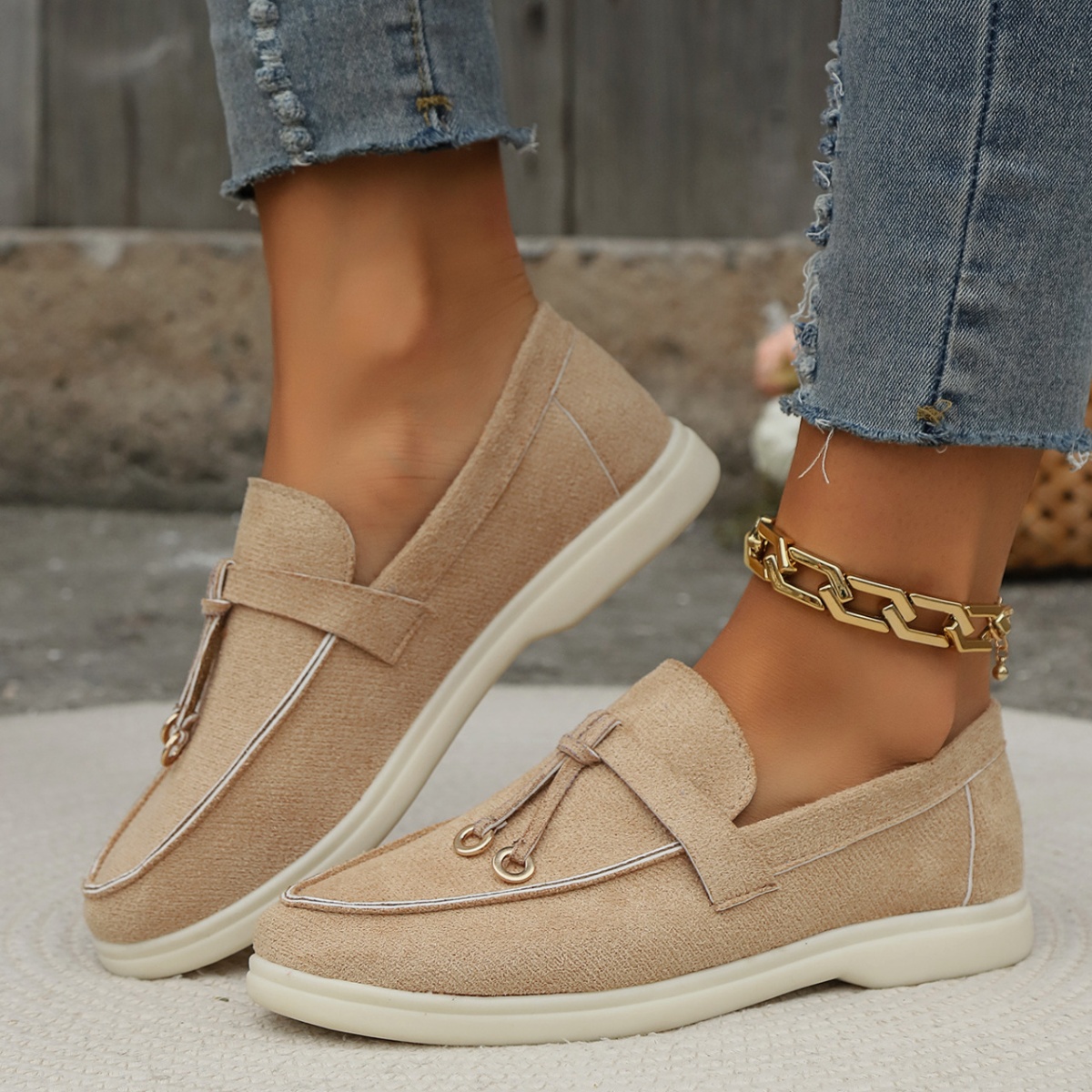 Casual Round Toe Slip-Ons
