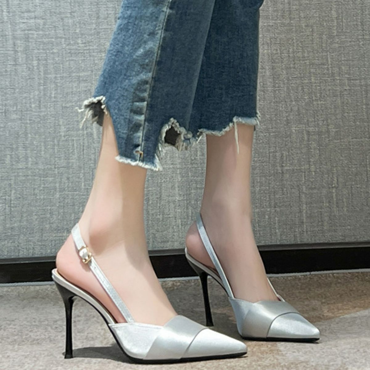 Point Toe Stiletto Slingback Pumps