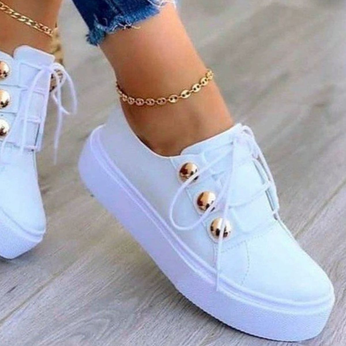 Round Toe Platform Sneakers