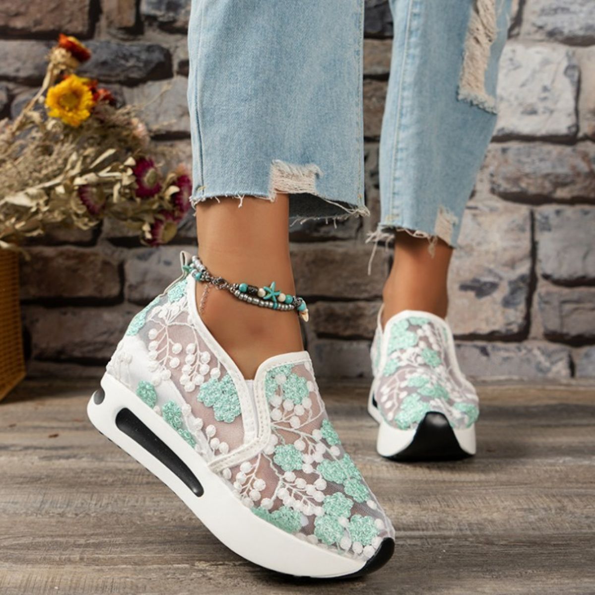Round Toe Platform Sneakers