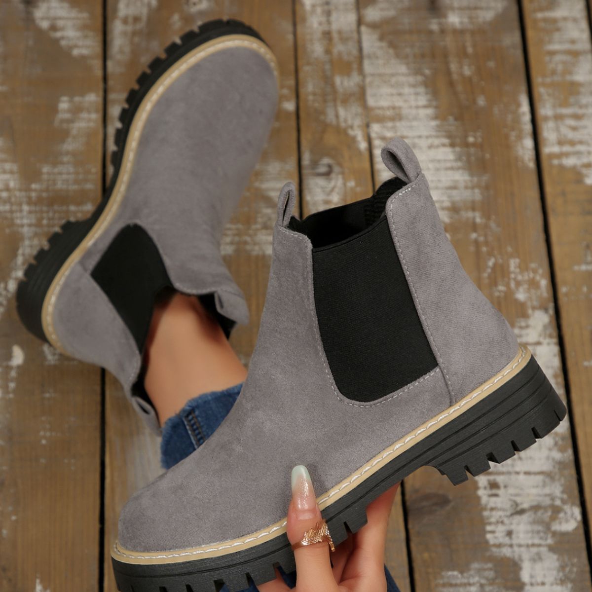 Round Toe Block Heels Boots