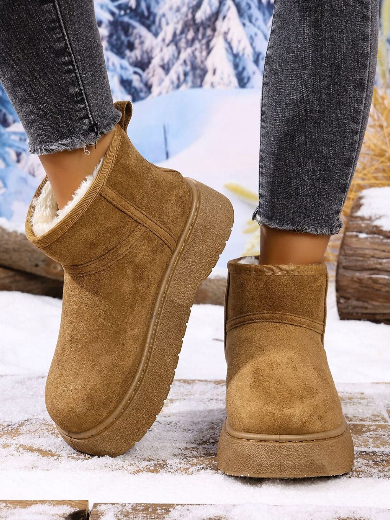 Round Toe Platform Boots