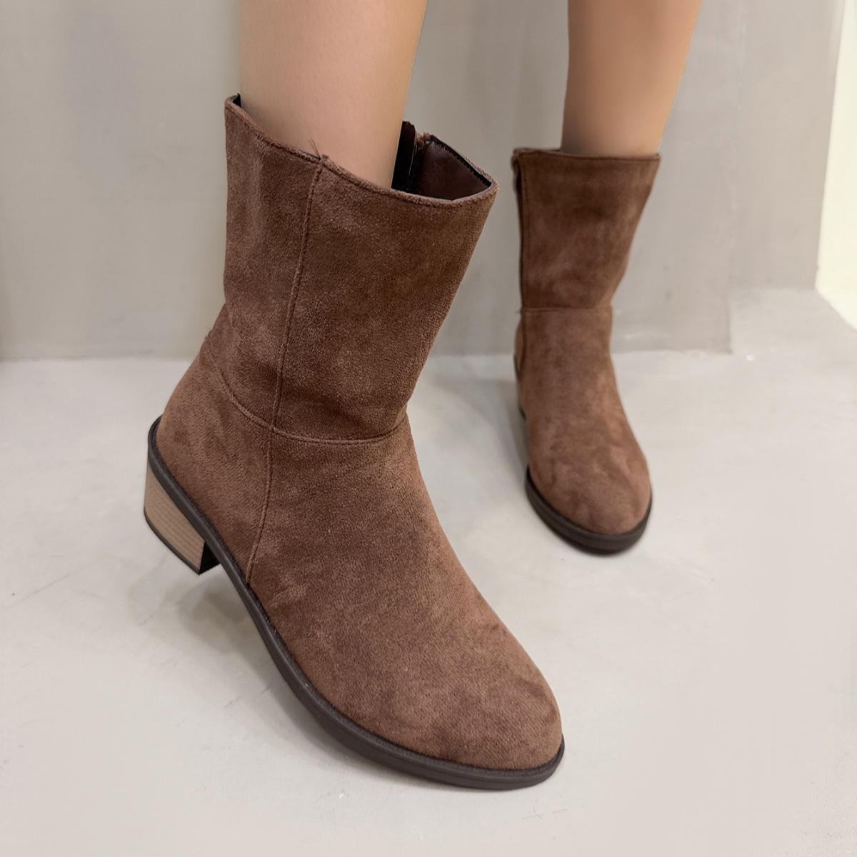 Round Toe Block Heels Ankle Boots