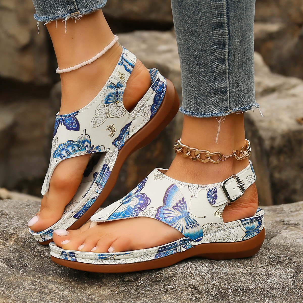 Toe Post Wedge Sandals