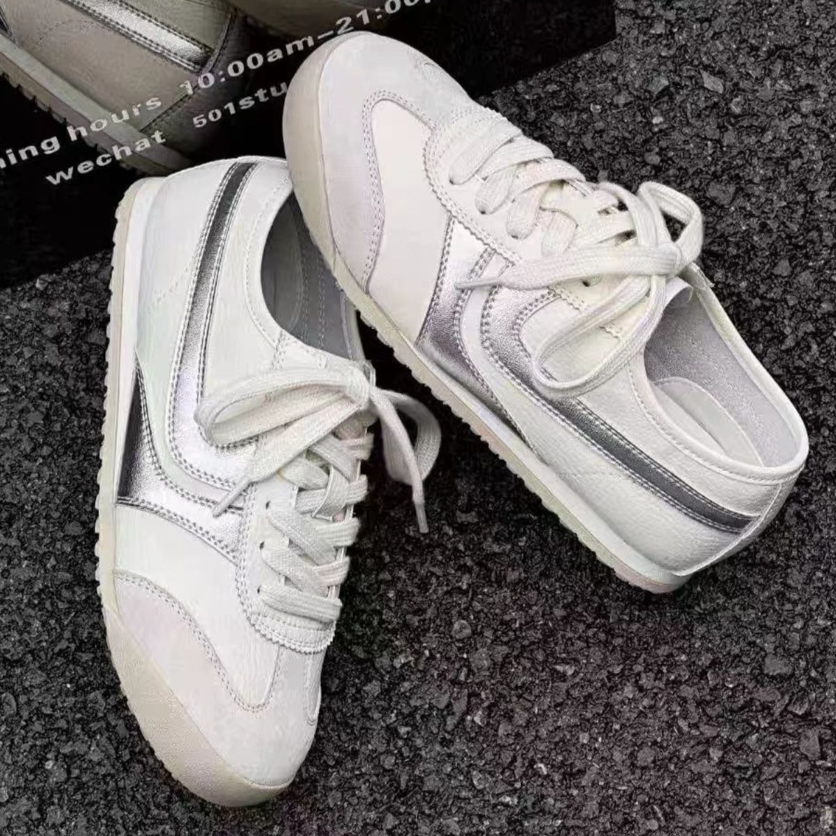 Contrast Line Detail Flats Athletic
