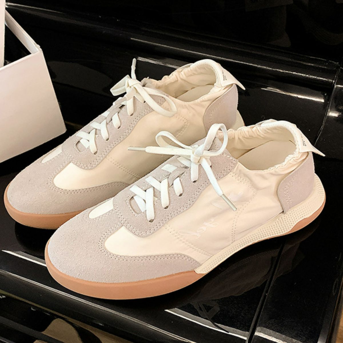 Round Toe Flats Sneakers